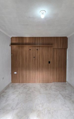 Casa à venda com 146m², 1 quarto e 4 vagas Casa à venda com 146m², 1 quarto e 4 vagasQuarto