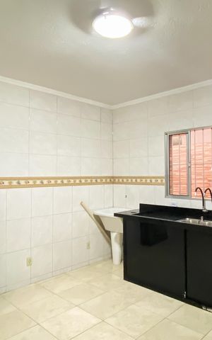 Casa para alugar com 60m², 1 quarto e sem vagaCozinha 