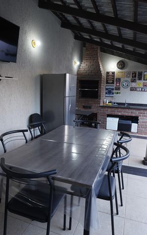 Casa à venda com 210m², 3 quartos e 3 vagas