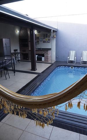 Casa à venda com 210m², 3 quartos e 3 vagas