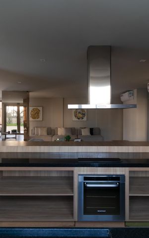 Apartamento à venda com 83m², 3 quartos e 2 vagas Apartamento à venda com 83m², 3 quartos e 2 vagasÁrea comum - Salão de festas