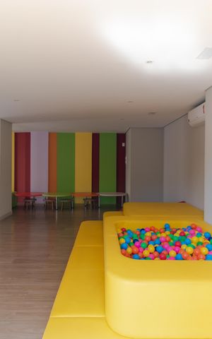 Apartamento à venda com 83m², 3 quartos e 2 vagas Apartamento à venda com 83m², 3 quartos e 2 vagasÁrea comum - Brinquedoteca