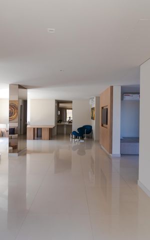 Apartamento à venda com 83m², 3 quartos e 2 vagas Apartamento à venda com 83m², 3 quartos e 2 vagasÁrea comum - Salão de festas