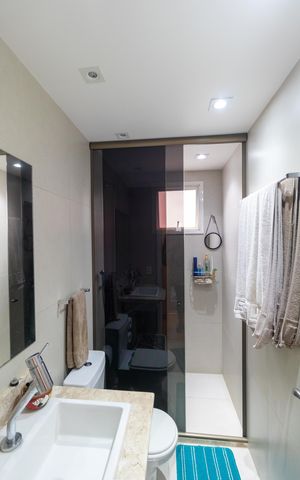 Apartamento à venda com 83m², 3 quartos e 2 vagas Apartamento à venda com 83m², 3 quartos e 2 vagasBanheiro da Suíte