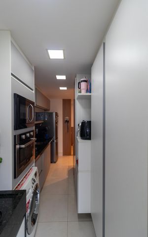 Apartamento à venda com 83m², 3 quartos e 2 vagas Apartamento à venda com 83m², 3 quartos e 2 vagasÁrea de Serviço