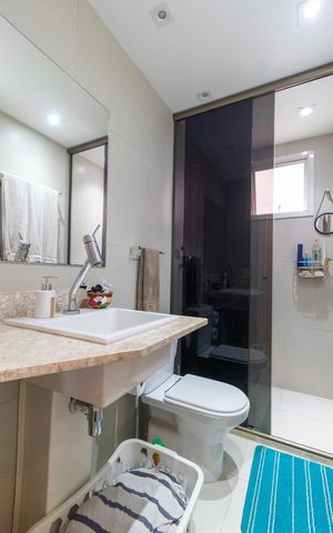 Apartamento à venda com 83m², 3 quartos e 2 vagas Apartamento à venda com 83m², 3 quartos e 2 vagasBanheiro da Suíte