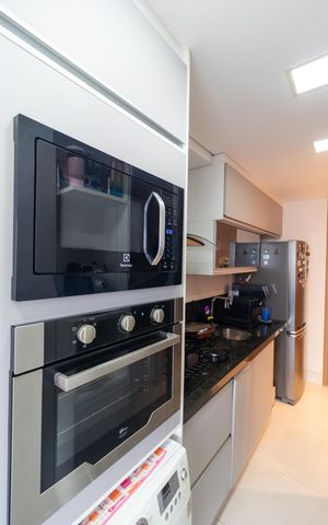 Apartamento à venda com 83m², 3 quartos e 2 vagas Apartamento à venda com 83m², 3 quartos e 2 vagasCozinha