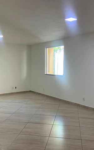 Apartamento para alugar com 120m², 2 quartos e 1 vaga Apartamento para alugar com 120m², 2 quartos e 1 vagaSala