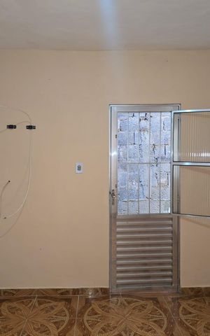 Casa para alugar com 80m², 1 quarto e sem vaga Casa para alugar com 80m², 1 quarto e sem vagaSala