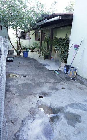 Casa à venda com 180m², 2 quartos e 3 vagas