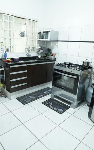 Casa à venda com 180m², 2 quartos e 3 vagas