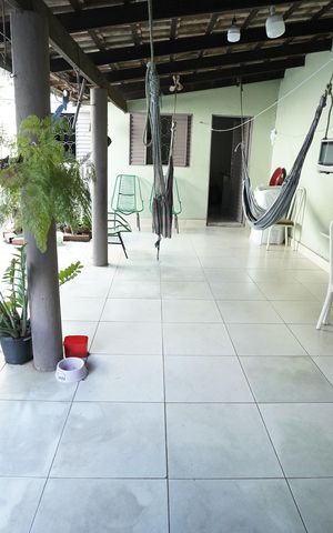 Casa à venda com 180m², 2 quartos e 3 vagas