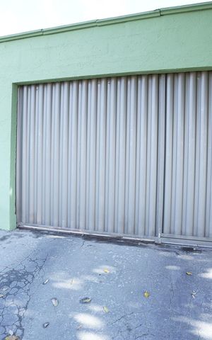 Casa à venda com 180m², 2 quartos e 3 vagas
