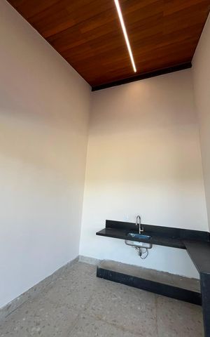 Casa de condomínio à venda com 230m², 3 quartos e 4 vagas Casa de condomínio à venda com 230m², 3 quartos e 4 vagasÁrea de serviço