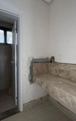 Casa de condomínio à venda com 230m², 3 quartos e 4 vagas Casa de condomínio à venda com 230m², 3 quartos e 4 vagasBanheiro 3