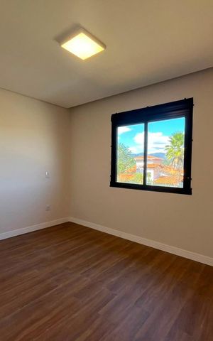Casa de condomínio à venda com 230m², 3 quartos e 4 vagas Casa de condomínio à venda com 230m², 3 quartos e 4 vagasQuarto 2