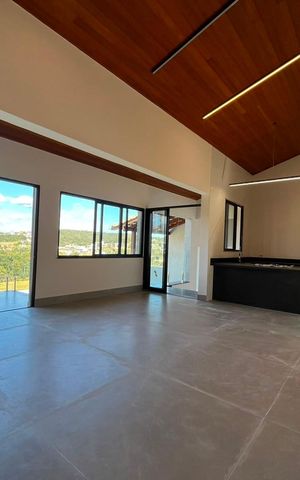 Casa de condomínio à venda com 230m², 3 quartos e 4 vagas Casa de condomínio à venda com 230m², 3 quartos e 4 vagasSala/Cozinha