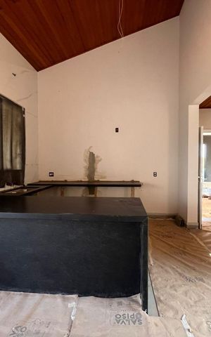 Casa de condomínio à venda com 230m², 3 quartos e 4 vagas Casa de condomínio à venda com 230m², 3 quartos e 4 vagasSala/Cozinha