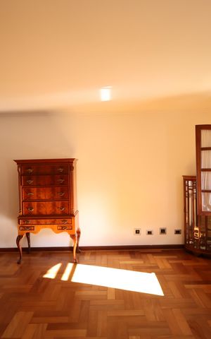 Casa de condomínio para alugar com 853m², 4 quartos e 8 vagasQuarto 2 Suite 2 