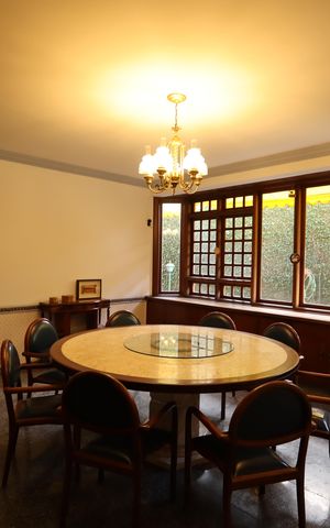 Casa de condomínio para alugar com 853m², 4 quartos e 8 vagasCopa