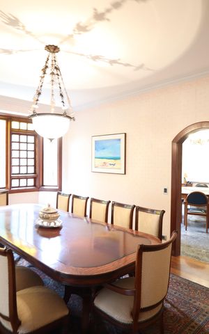 Casa de condomínio para alugar com 853m², 4 quartos e 8 vagasSala de jantar