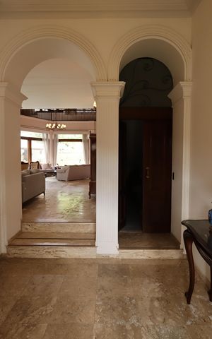 Casa de condomínio para alugar com 853m², 4 quartos e 8 vagasHall de entrada Sala 