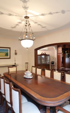 Casa de condomínio para alugar com 853m², 4 quartos e 8 vagasSala de jantar