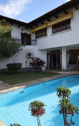 Casa de condomínio para alugar com 853m², 4 quartos e 8 vagasPiscina