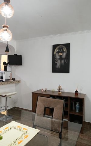 Casa à venda com 212m², 3 quartos e 2 vagasSala