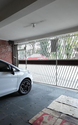 Casa à venda com 212m², 3 quartos e 2 vagasGaragem