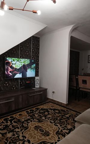 Casa à venda com 212m², 3 quartos e 2 vagasSala