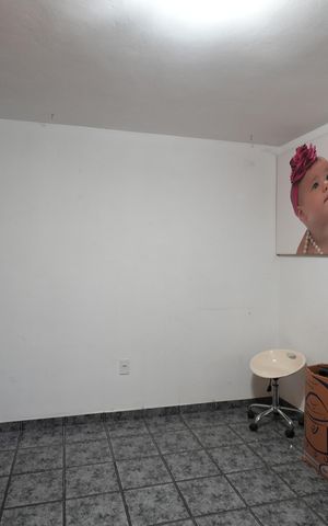 Casa à venda com 212m², 3 quartos e 2 vagasQuarto 1