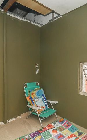 Apartamento à venda com 225m², 6 quartos e 2 vagasQuarto 4 Apartamento 2