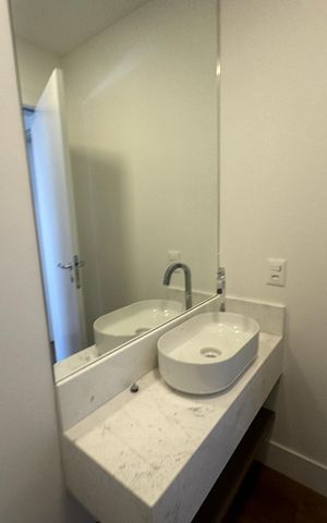 Apartamento para alugar com 245m², 4 quartos e 4 vagas Apartamento para alugar com 245m², 4 quartos e 4 vagasLavabo