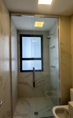Apartamento para alugar com 245m², 4 quartos e 4 vagas Apartamento para alugar com 245m², 4 quartos e 4 vagasBanheiro da Suíte 3