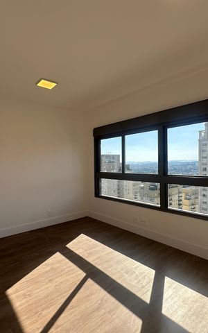 Apartamento para alugar com 245m², 4 quartos e 4 vagas Apartamento para alugar com 245m², 4 quartos e 4 vagasSuíte 1
