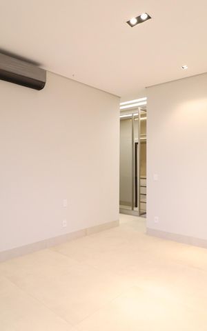 Casa de condomínio para alugar com 400m², 4 quartos e 6 vagasQuarto 1 - Suíte