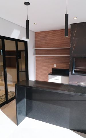Casa de condomínio para alugar com 400m², 4 quartos e 6 vagasVaranda gourmet