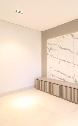 Casa de condomínio para alugar com 400m², 4 quartos e 6 vagasSala de TV