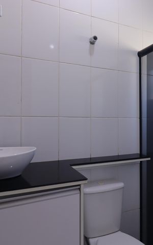 Apartamento à venda com 108m², 2 quartos e 2 vagasBanheiro da suíte
