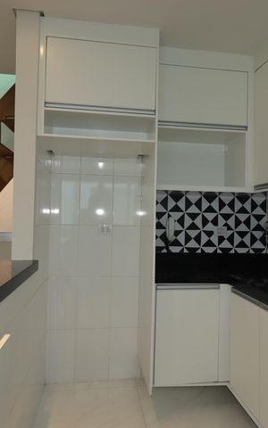 Apartamento à venda com 108m², 2 quartos e 2 vagasCozinha