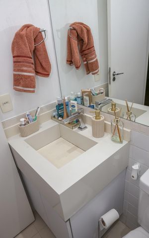 Apartamento para alugar com 75m², 2 quartos e 2 vagas Apartamento para alugar com 75m², 2 quartos e 2 vagasBanheiro Social