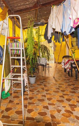 Casa à venda com 64m², 4 quartos e sem vaga Casa à venda com 64m², 4 quartos e sem vagaÁrea de Serviço