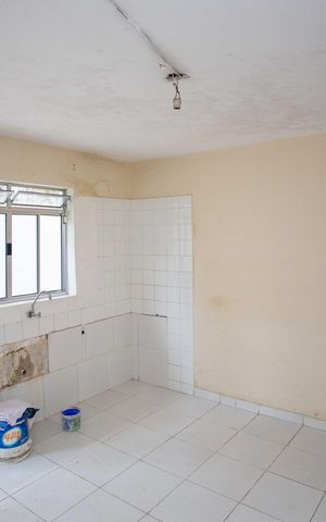 Casa à venda com 120m², 6 quartos e 2 vagasCozinha Casa 2