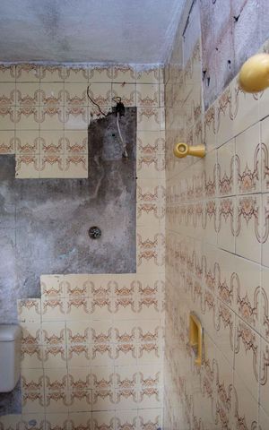 Casa à venda com 120m², 6 quartos e 2 vagasBanheiro Casa 1