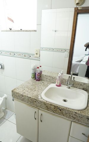Casa à venda com 280m², 3 quartos e 4 vagas
