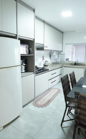 Casa à venda com 280m², 3 quartos e 4 vagas