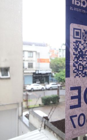 Apartamento à venda com 96m², 2 quartos e 2 vagasPlaquinha