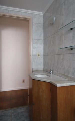 Apartamento à venda com 96m², 2 quartos e 2 vagasBanheiro