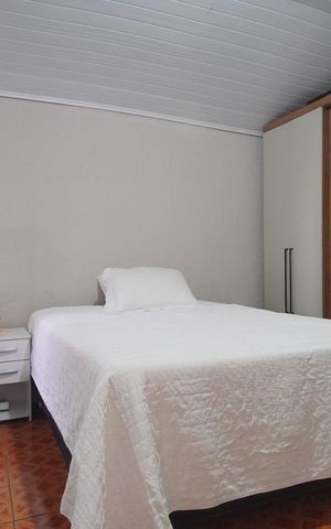 Casa à venda com 100m², 3 quartos e 2 vagasQuarto 3